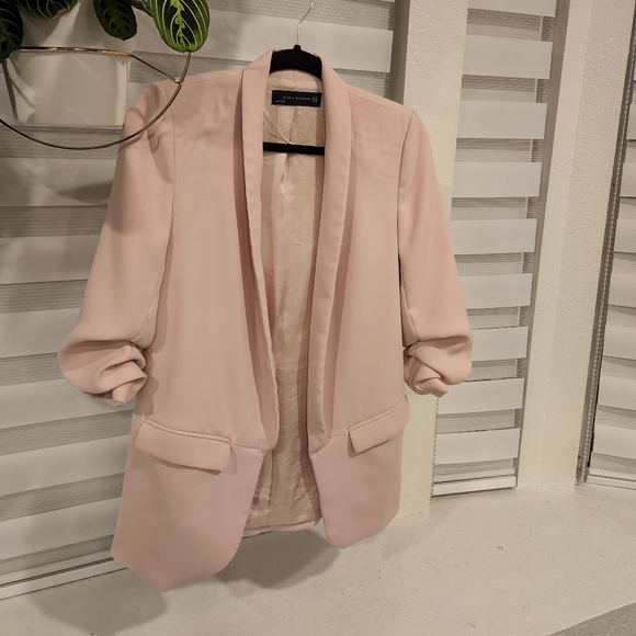 Zara blazer.  Soft Pink - Picture 3 of 7